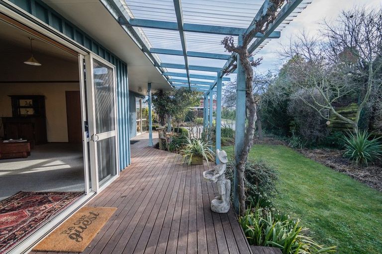 Photo of property in 16 Buchanan Street, Parkside, Timaru, 7910