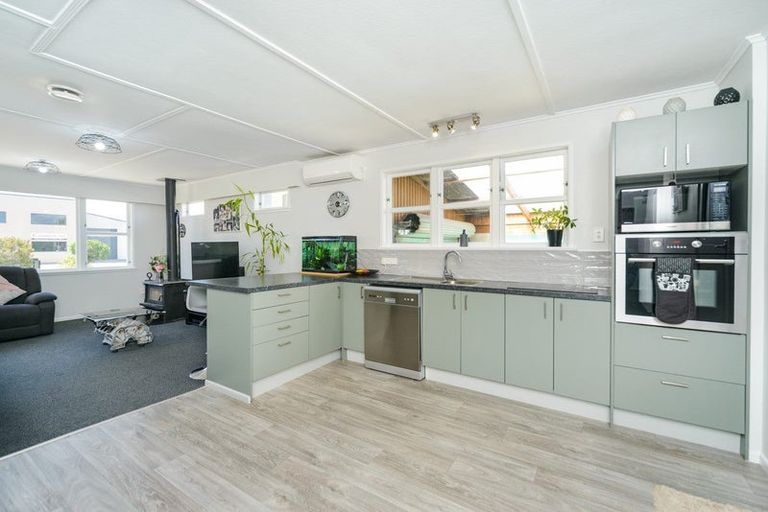 Photo of property in 90 Keith Street, Roslyn, Palmerston North, 4414