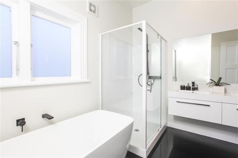 Photo of property in 28 Lincoln Street, Ponsonby, Auckland, 1021