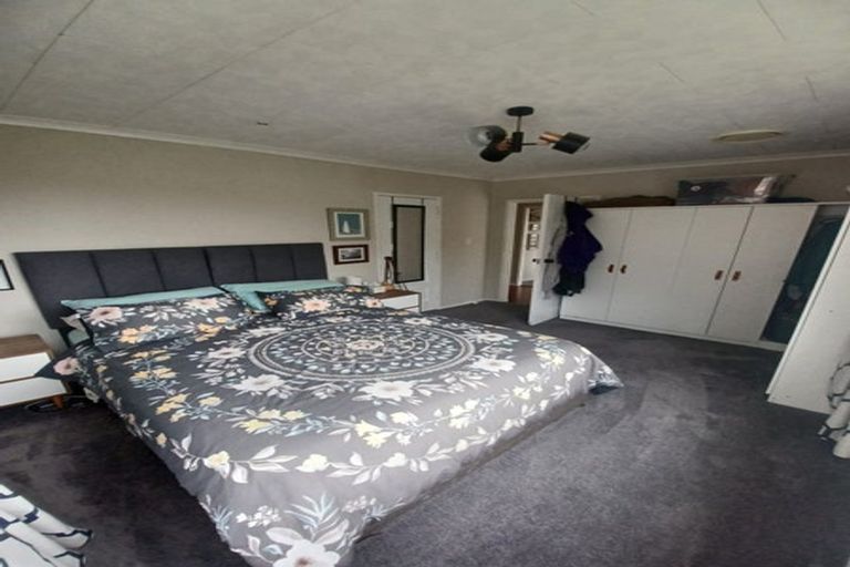 Photo of property in 14 Cleland Crescent, Naenae, Lower Hutt, 5011