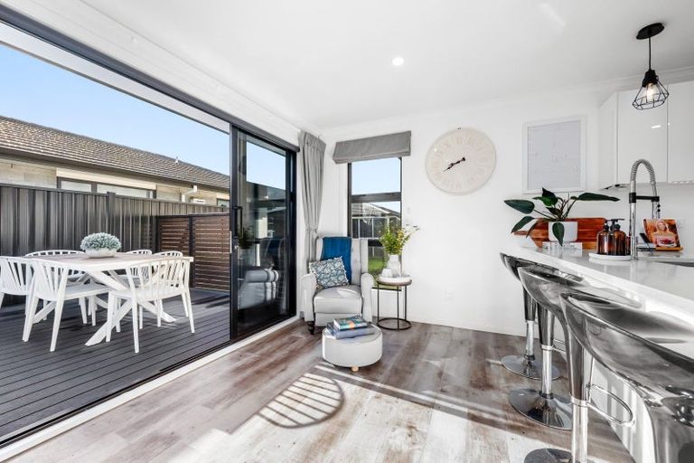 Photo of property in 42 Buddle Road, Wallaceville, Upper Hutt, 5018