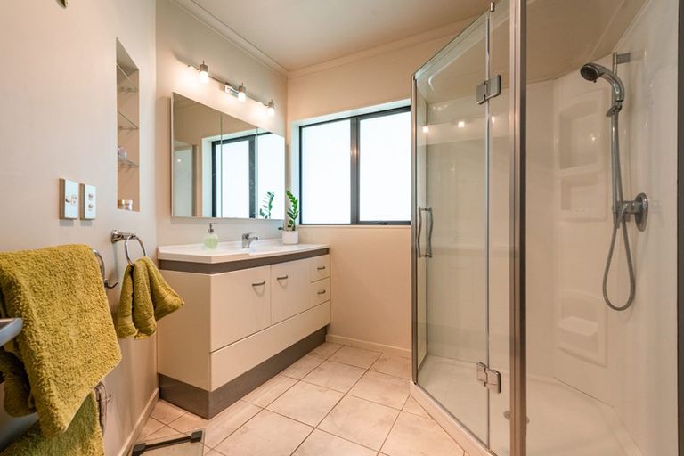 Photo of property in 11 Port Lane, Whitby, Porirua, 5024