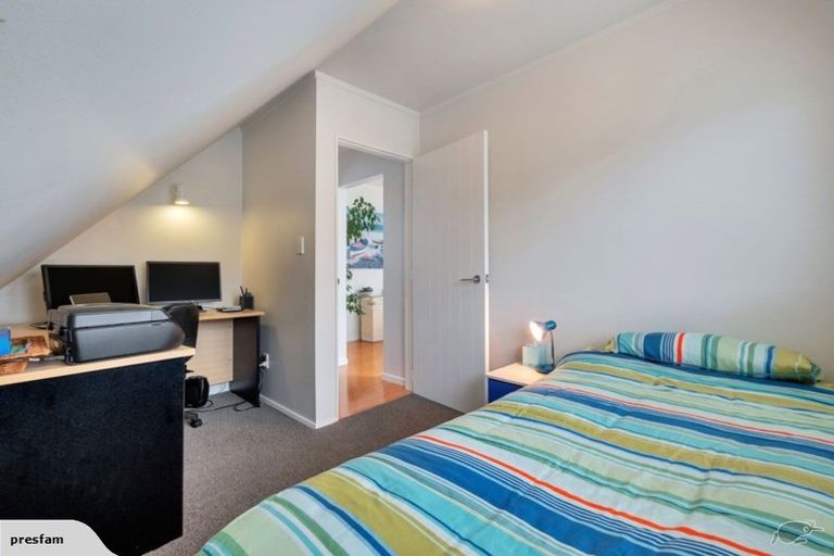 Photo of property in 1/15 Newhaven Terrace, Mairangi Bay, Auckland, 0630