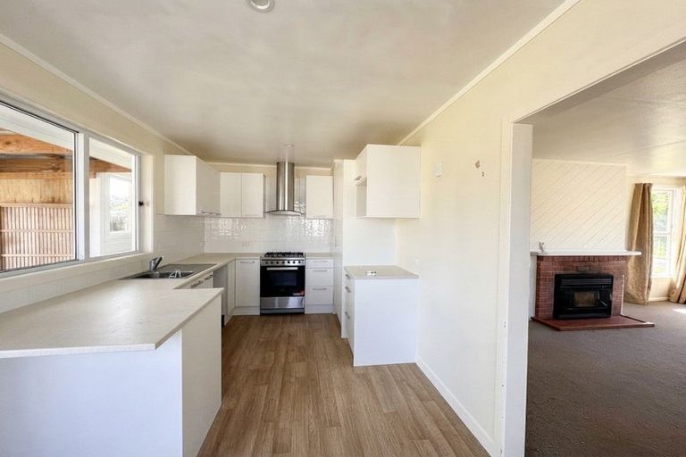 Photo of property in 280 Riverhead Road, Riverhead, Kumeu, 0892