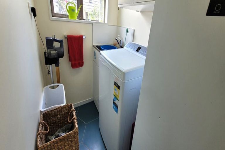 Photo of property in 239a Bellevue Road, Bellevue, Tauranga, 3110