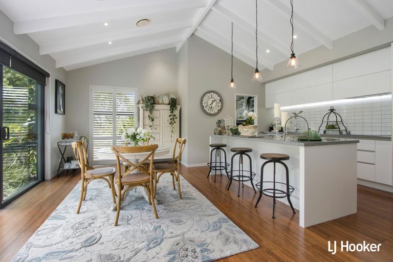 Photo of property in 131 Koutunui Road, Athenree, Katikati, 3177