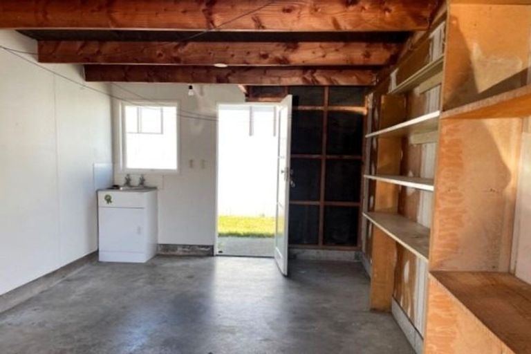 Photo of property in 1/442 Main North Road, Bay View, Napier, 4104