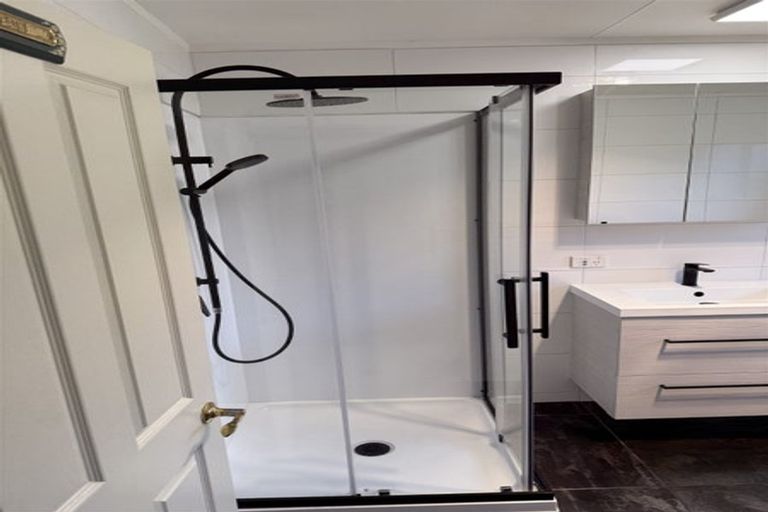 Photo of property in 85 Emerald Hill Drive, Birchville, Upper Hutt, 5018