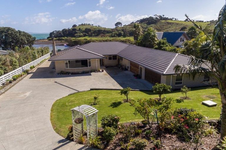 Photo of property in 275b State Highway 10, Cable Bay, 0420