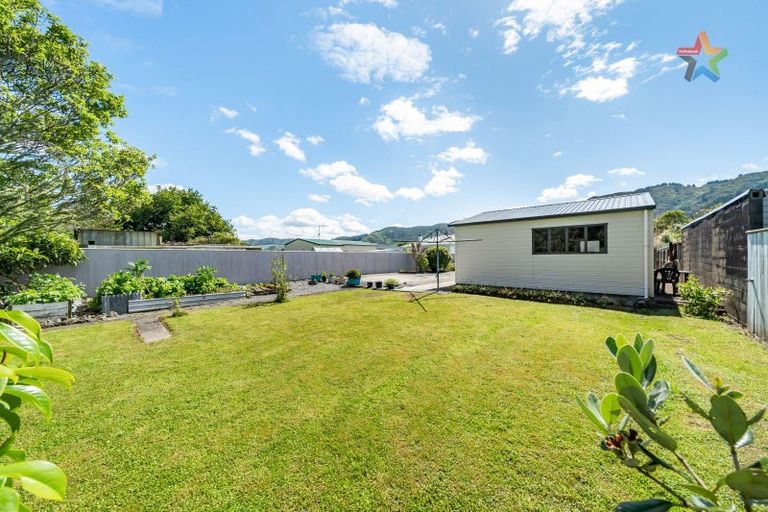 Photo of property in 62b Dover Road, Wainuiomata, Lower Hutt, 5014