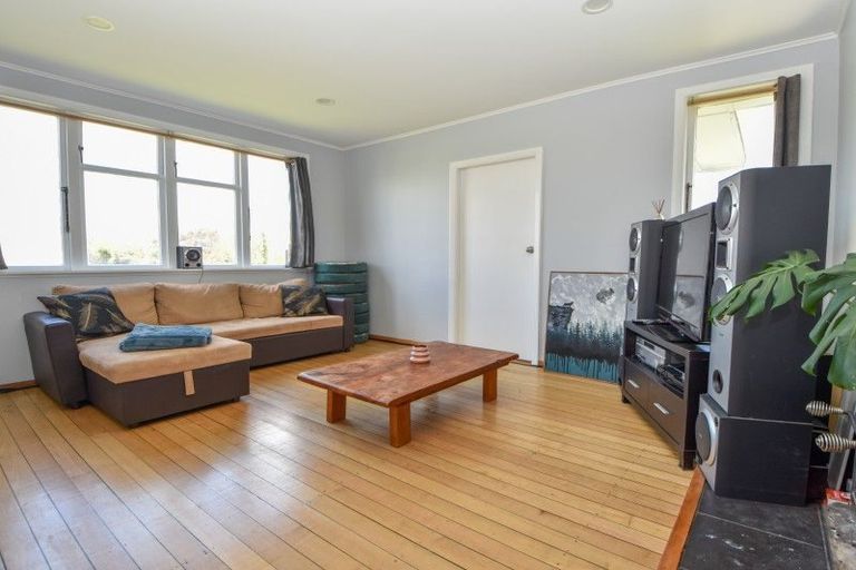 Photo of property in 32 Rhodes Street, Carterton, 5713