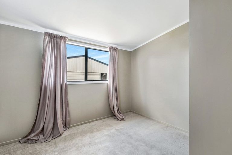 Photo of property in 6 Harris Street, Te Puke, 3119