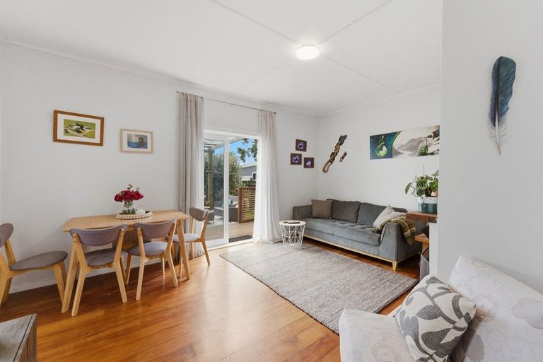 Photo of property in 16 Maranui Street, Welbourn, New Plymouth, 4310