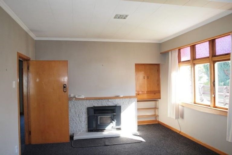 Photo of property in 21 Morton Street, Edendale, 9825