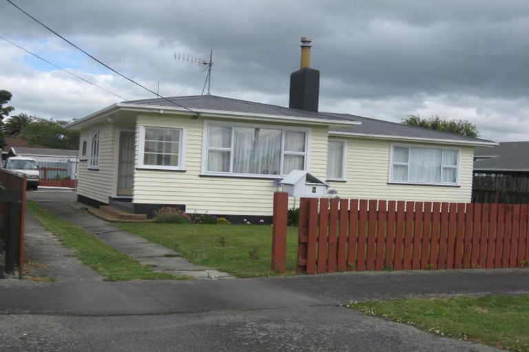 Photo of property in 9 Julia Street, Pahiatua, 4910