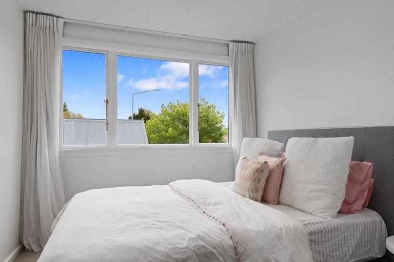 Photo of property in 67 Wairakei Road, Bryndwr, Christchurch, 8052