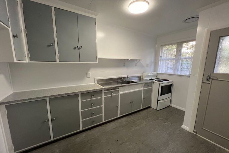 Photo of property in 123 Fitzherbert Avenue, West End, Palmerston North, 4410