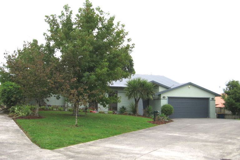 Photo of property in 17 Cinnabar Place, Westgate, Auckland, 0614