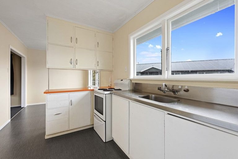 Photo of property in 11 Bonnie Glen Crescent, Ebdentown, Upper Hutt, 5018