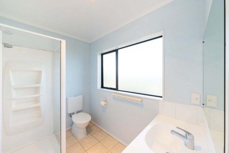 Photo of property in 54 Peter Hall Drive, Kelvin Grove, Palmerston North, 4414