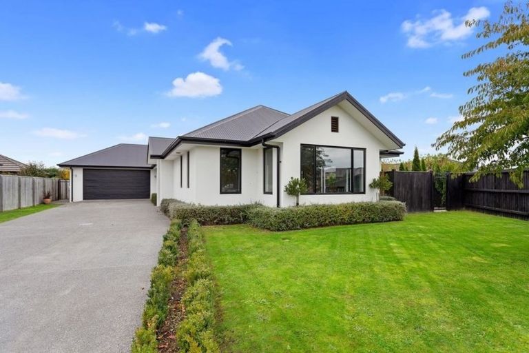 Photo of property in 22 Gilchrist Place, Kaiapoi, 7630