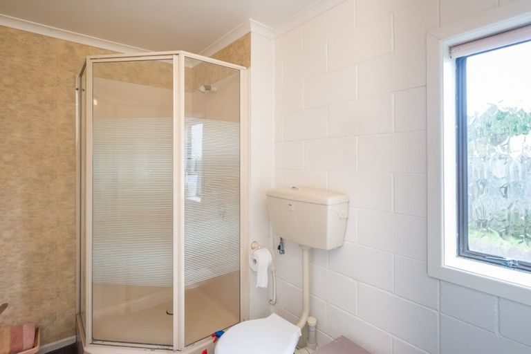 Photo of property in 5 Mahoe Street, Otaki Beach, Otaki, 5512