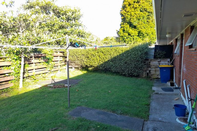 Photo of property in 8 Springfield Street, Forrest Hill, Auckland, 0620