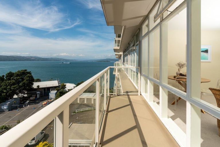 Photo of property in Gateway Apartments, 19 Maida Vale Road, Roseneath, Wellington, 6011