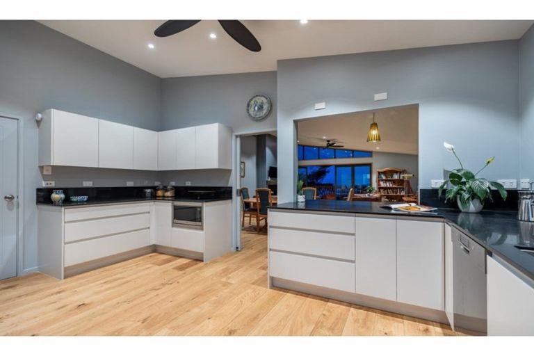 Photo of property in 11 Moonraker Way, Kaiteriteri, Motueka, 7197