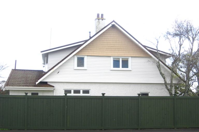 Photo of property in 54 Barrett Street, Westown, New Plymouth, 4310