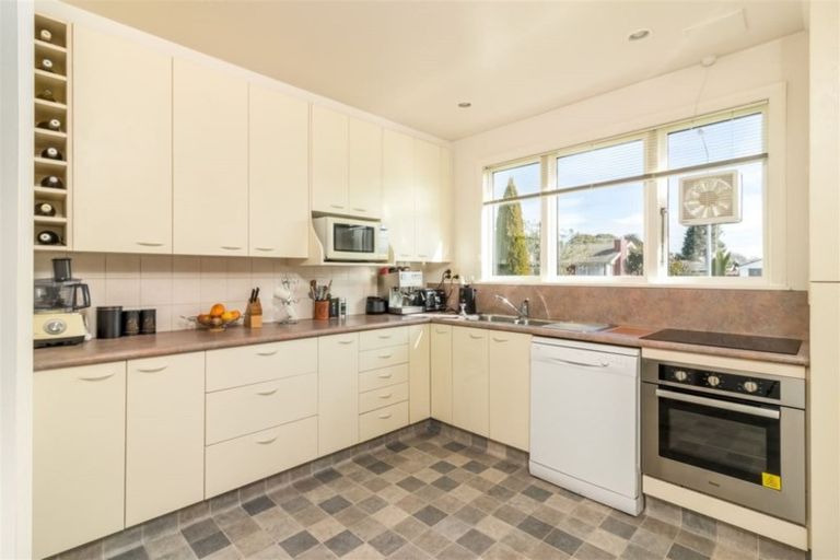 Photo of property in 177 Kendal Avenue, Burnside, Christchurch, 8053