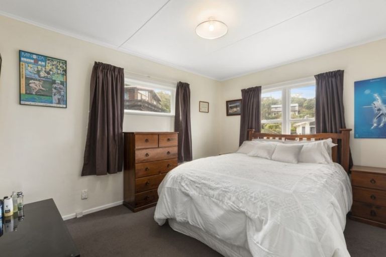 Photo of property in 3 Aspen Grove, Maungaraki, Lower Hutt, 5010