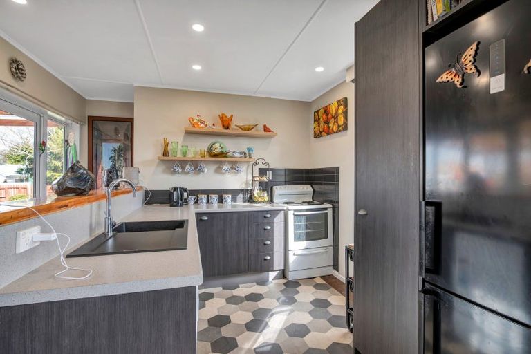 Photo of property in 9 Rosalind Street, Stratford, 4332