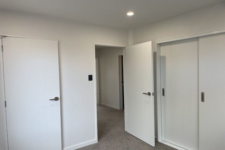 Photo of property in 2/9 Kamaka Road, Mangere Bridge, Auckland, 2022