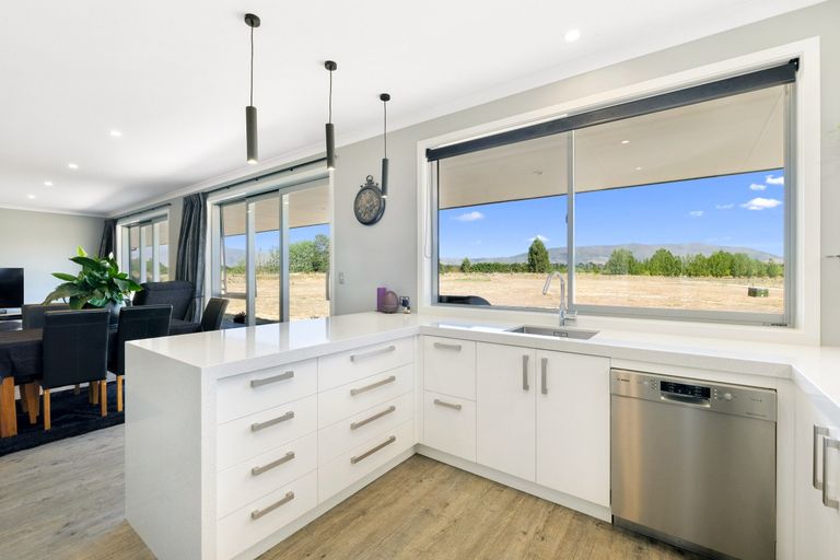 Photo of property in 390a Letts Gully Road, Letts Gully, Alexandra, 9393