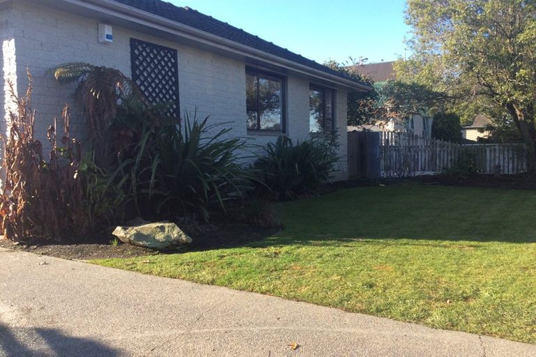 Photo of property in 77 Wingate Street, Redwood, Christchurch, 8051