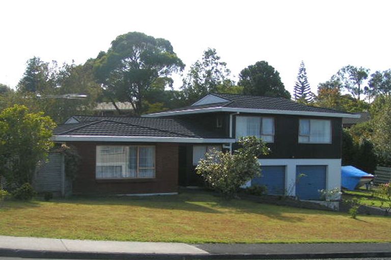 Photo of property in 75 Merriefield Avenue, Forrest Hill, Auckland, 0620
