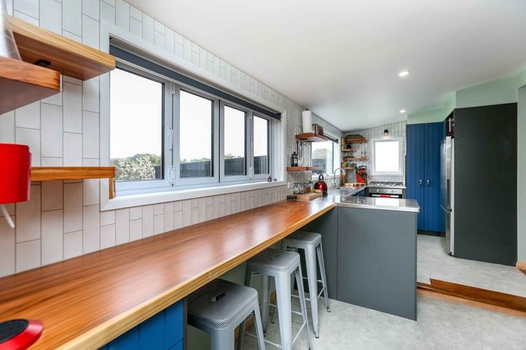 Photo of property in 12 Ngaio Street, Strandon, New Plymouth, 4312