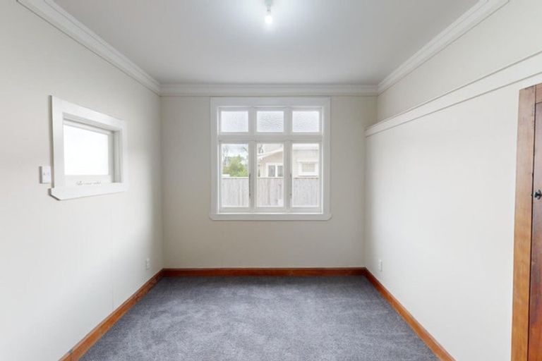Photo of property in 990 Tremaine Avenue, Roslyn, Palmerston North, 4414