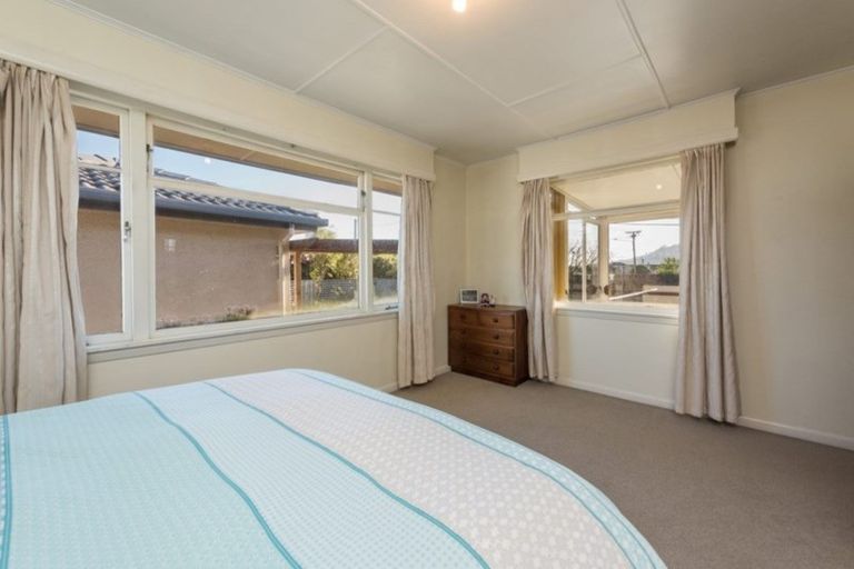 Photo of property in 27 Bledisloe Avenue, Stoke, Nelson, 7011