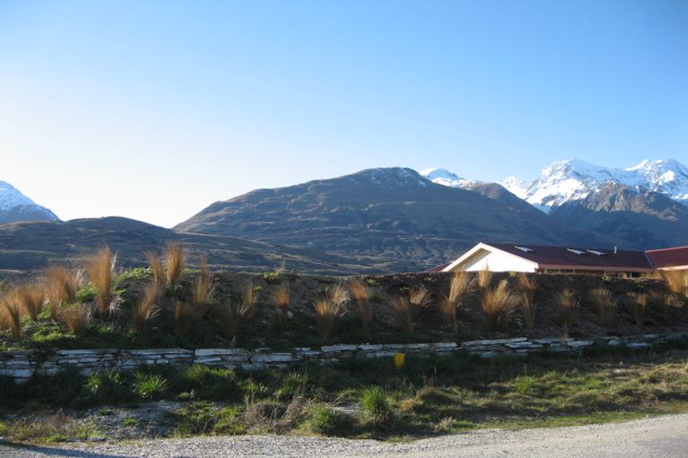 Photo of property in 51 Benmore Place, Glenorchy, 9372