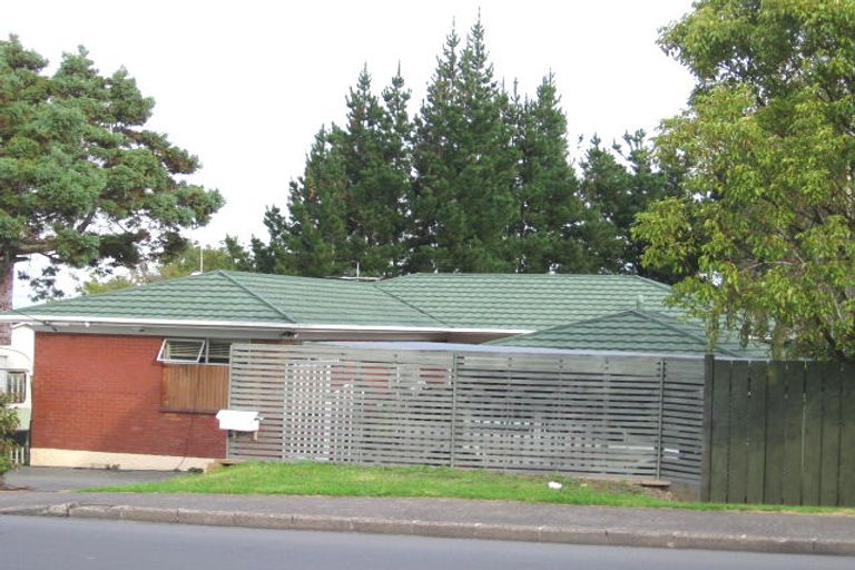 Photo of property in 201 Royal Road, Massey, Auckland, 0614