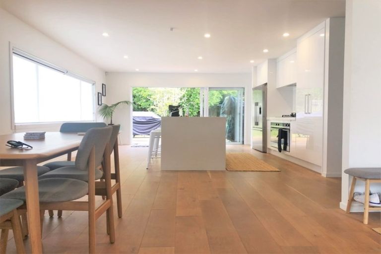 Photo of property in 40 Pooks Road, Ranui, Auckland, 0612