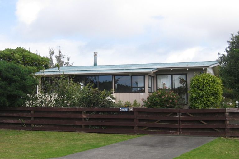 Photo of property in 24 Robert Street, Mangawhai Heads, Mangawhai, 0505