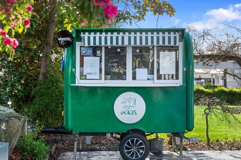 Photo of property in 2/121a Papanui Road, Merivale, Christchurch, 8014