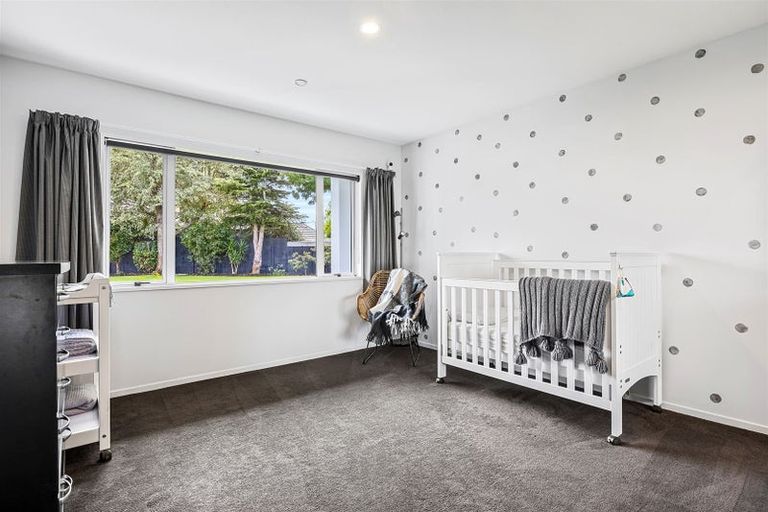 Photo of property in 52 Regent's Park Drive, Casebrook, Christchurch, 8051