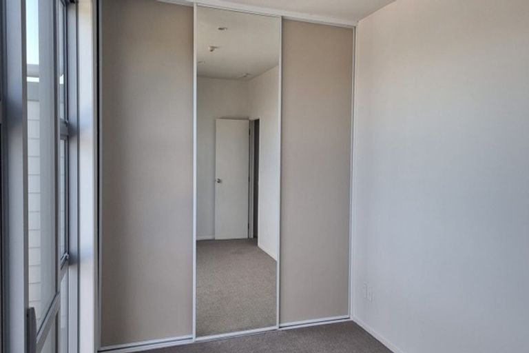 Photo of property in 1/63 Kestev Drive, Flat Bush, Auckland, 2016