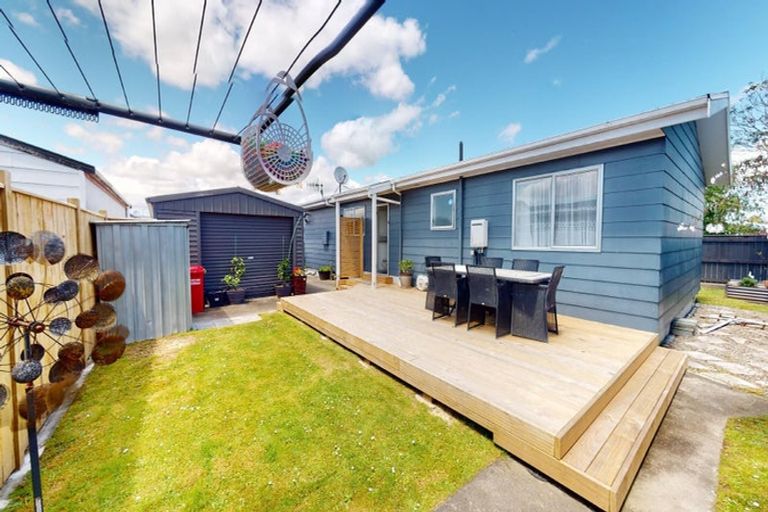 Photo of property in 29 Acacia Street, Kelvin Grove, Palmerston North, 4414