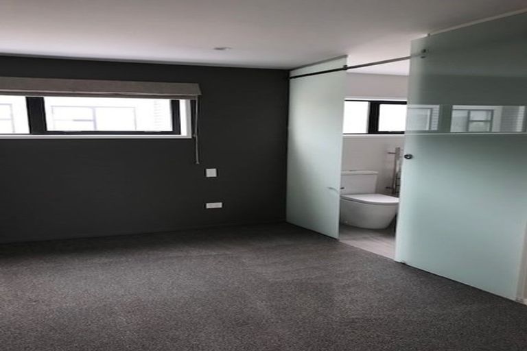 Photo of property in 4/49 Ohaupo Road, Melville, Hamilton, 3206