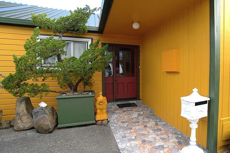 Photo of property in 24 Penryn Drive, Camborne, Porirua, 5026